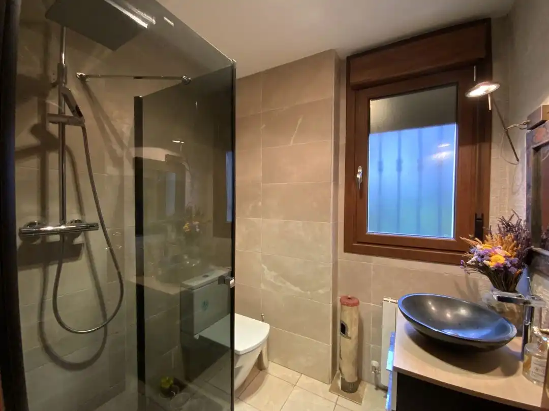 Bathroom of Houses for sale in Erriberagoitia / Ribera Alta  with Heating, Private garden and Terrace