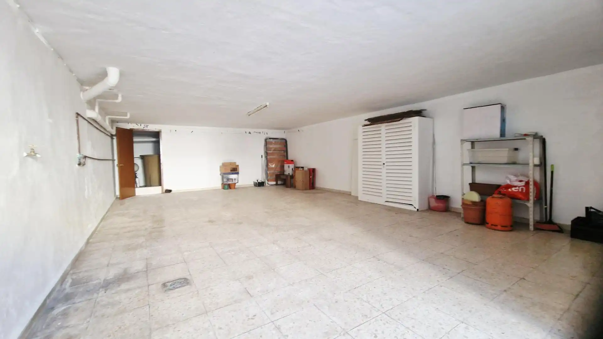 Casa adosada en venta en Calle del Río Darro, Centro