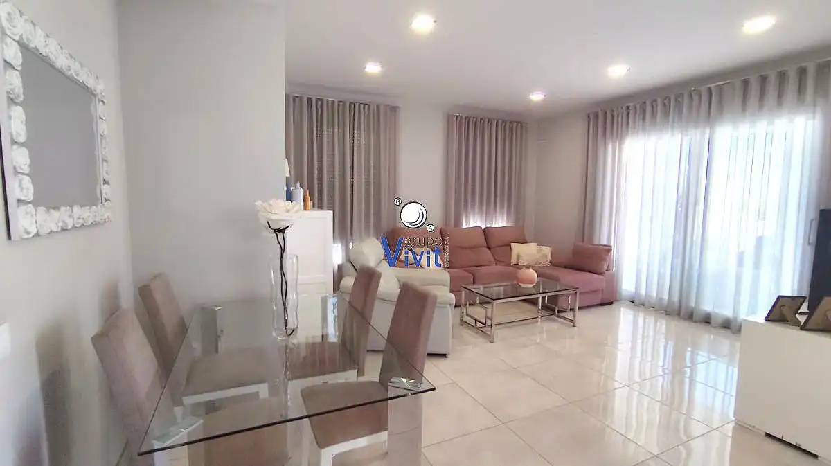 Wohnzimmer von Haus oder Chalet zum Verkauf in Alcalá de Guadaira mit Klimaanlage, Terrasse und Abstellraum