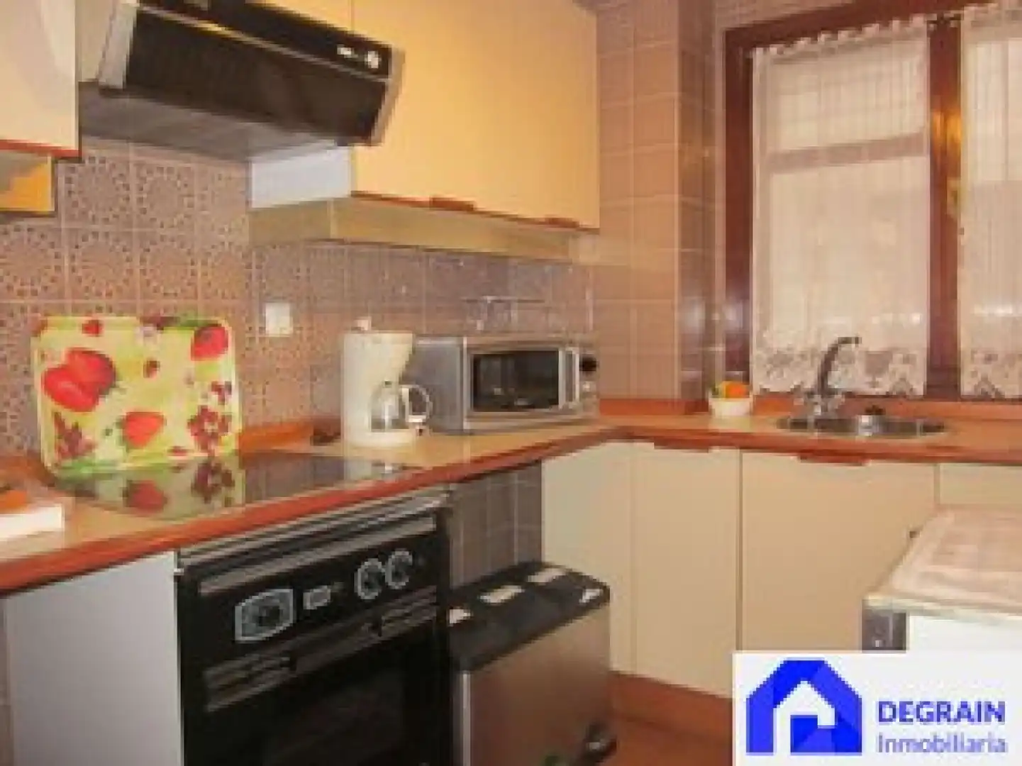 Kitchen of Flat for sale in Oviedo   with Terrace