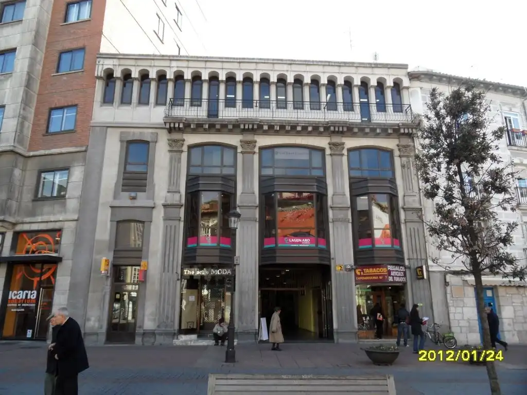 Büro zum Verkauf in Plaza de Alonso-Martínez, Casco Antiguo
