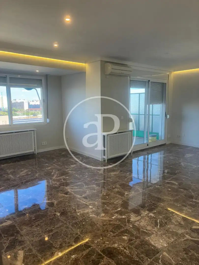 Living room of Flat for rent in Valencia  with Air Conditioner, Heating and Terrace