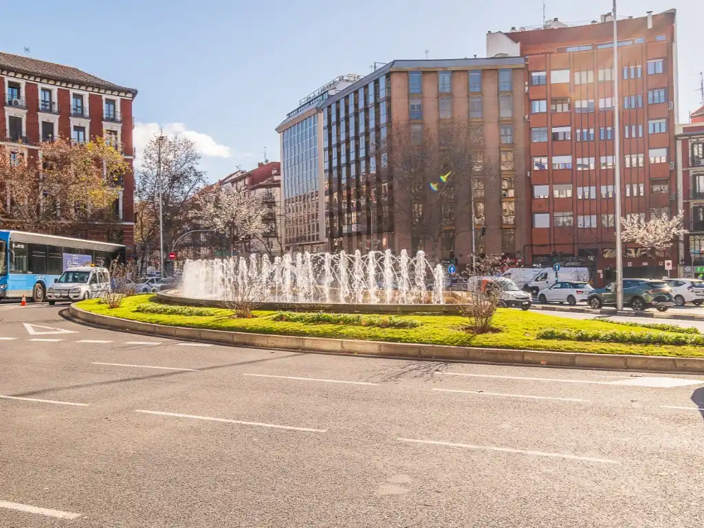 Außenansicht von Büro zur Miete in Madrid