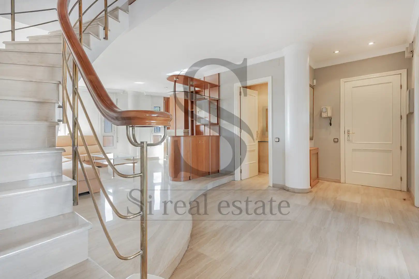 Vista exterior de Dúplex en venda en Barcelona amb Aire condicionat, Calefacció i Parquet