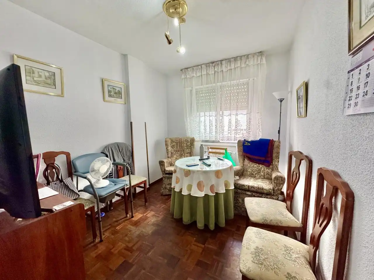 Sala de estar de Piso en venta en Ávila con Calefacción, Parquet y Terraza
