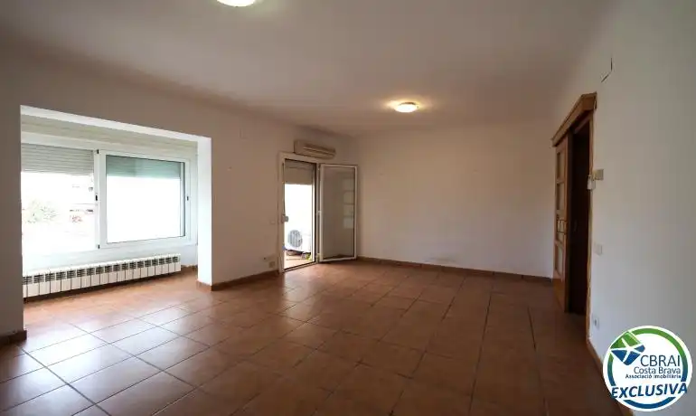 Flat with lift for sale in Centre, imagen 3