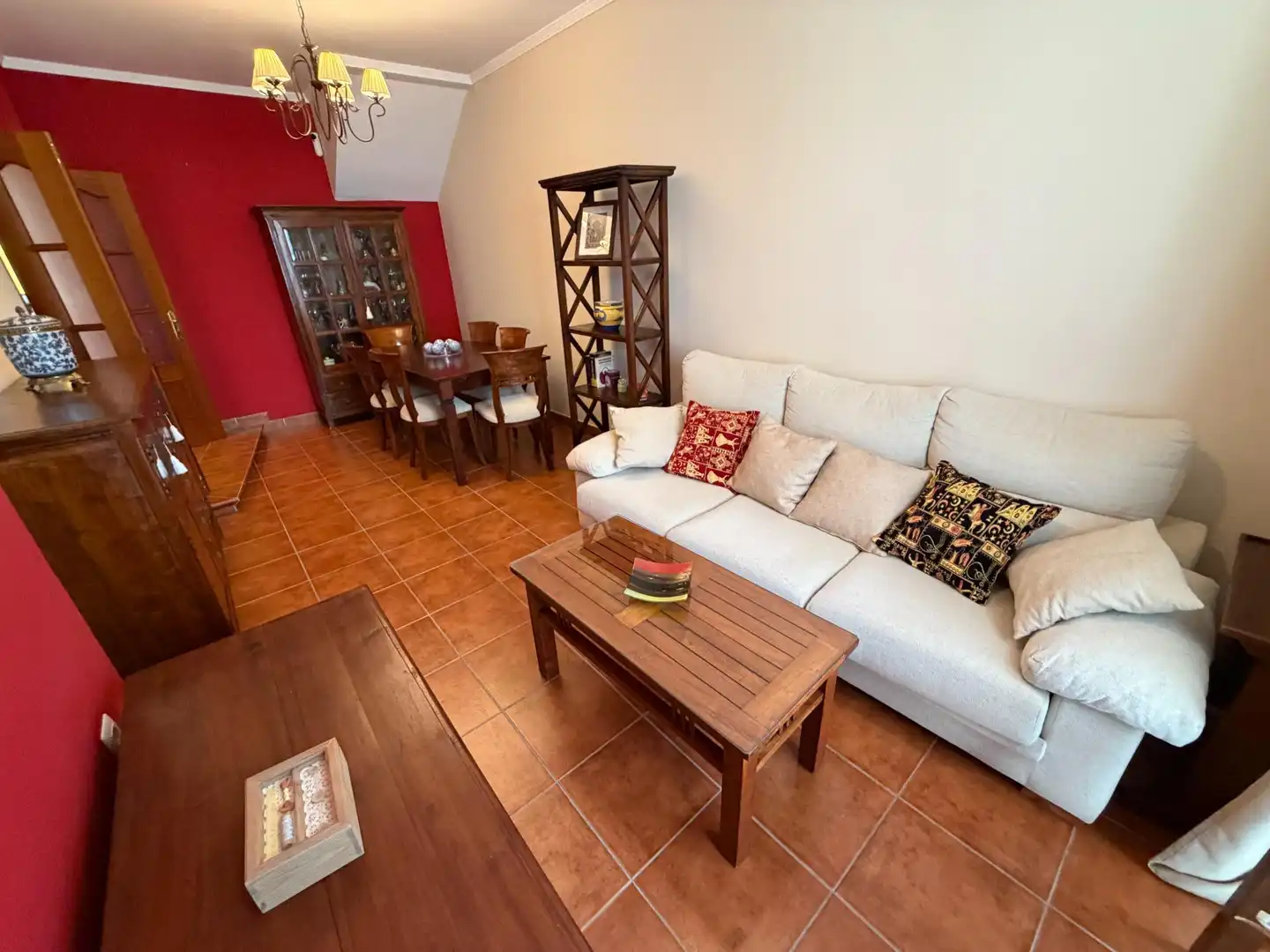 Sala d'estar de Casa adosada en venda en San Fernando amb Aire condicionat i Traster