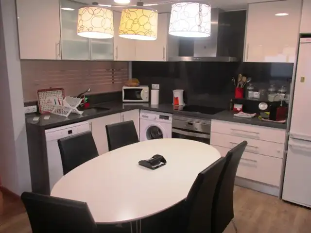 Apartament amb ascensor de lloguer a Carrer el Pinós 18, imagen 13
