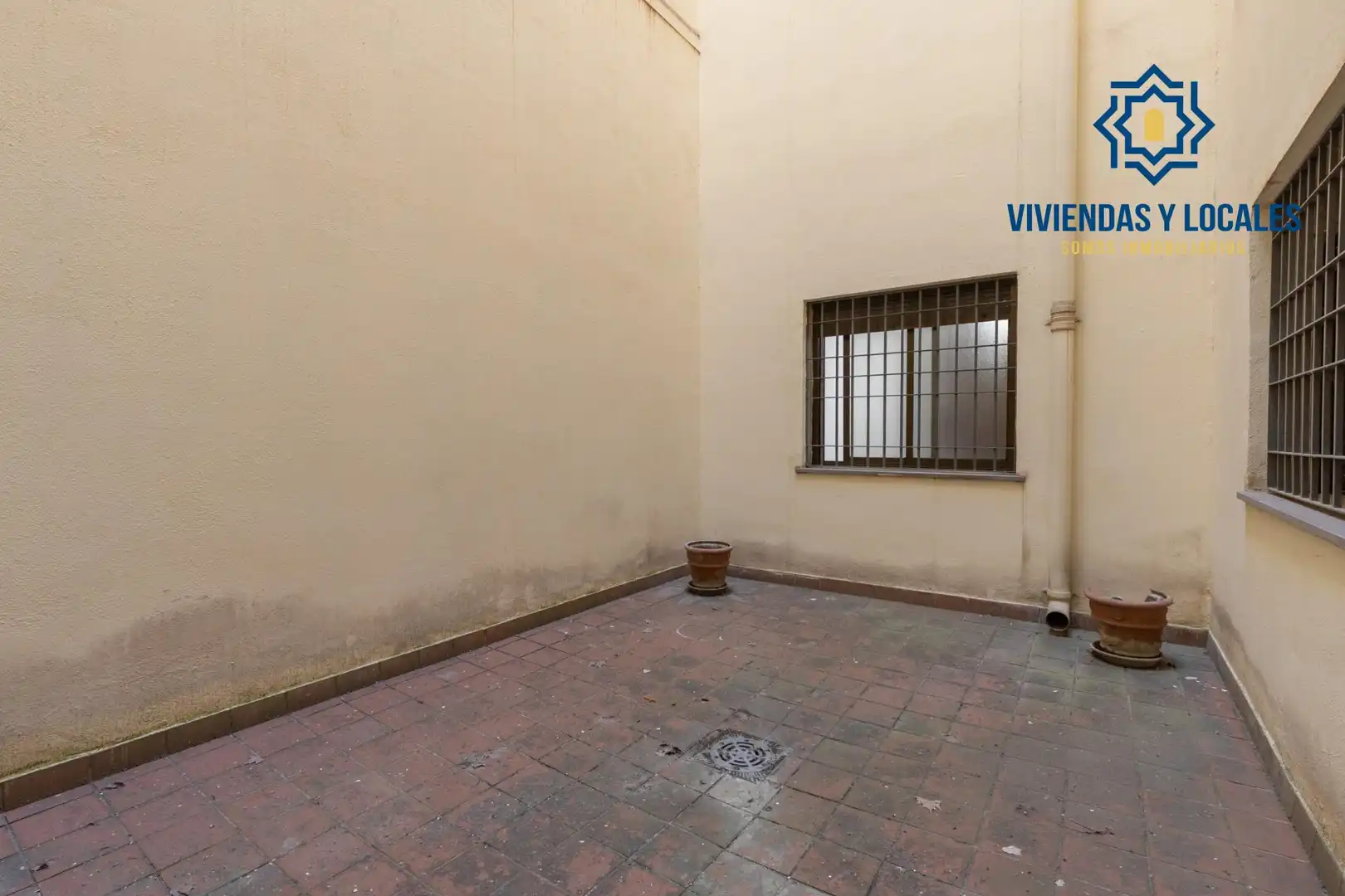 Local comercial en venda a Calle Ángel Ganivet, imagen 69