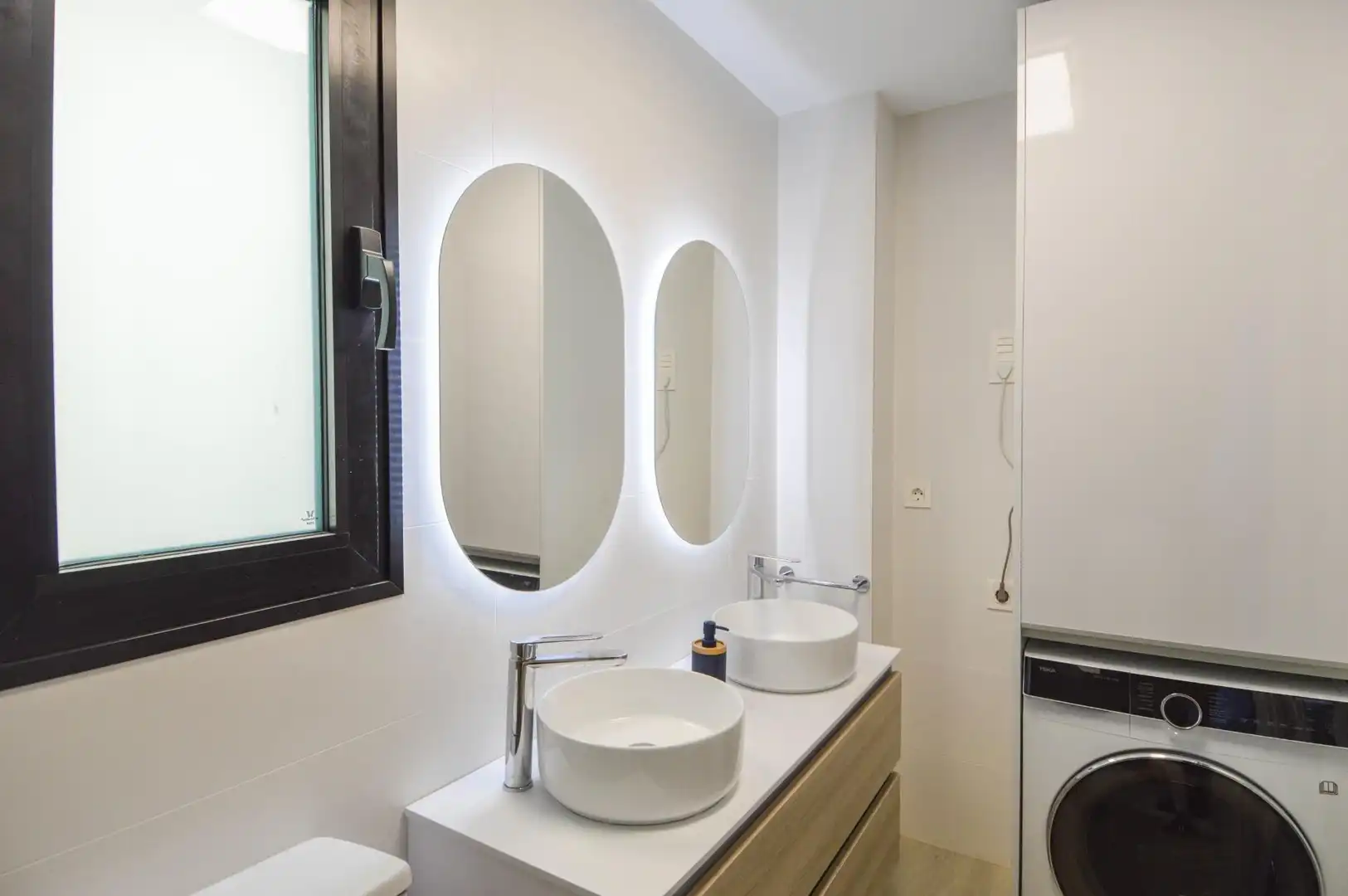 Badezimmer von Wohnungen zur Miete in Mogán mit Klimaanlage, Terrasse und Möbliert