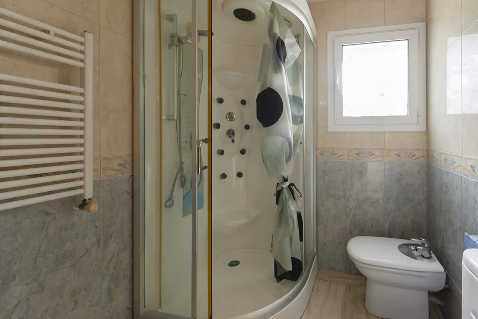 Baño de Casa o chalet en venta en Calafell con Terraza y Piscina