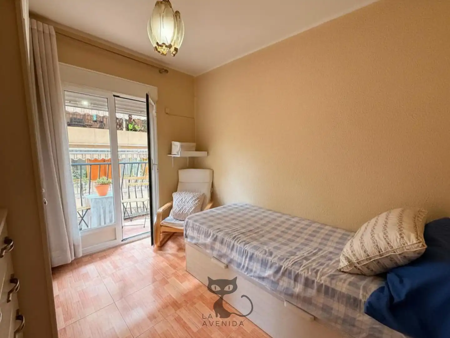 Dormitori de Apartament en venda en Mislata amb Aire condicionat, Calefacció i Balcó