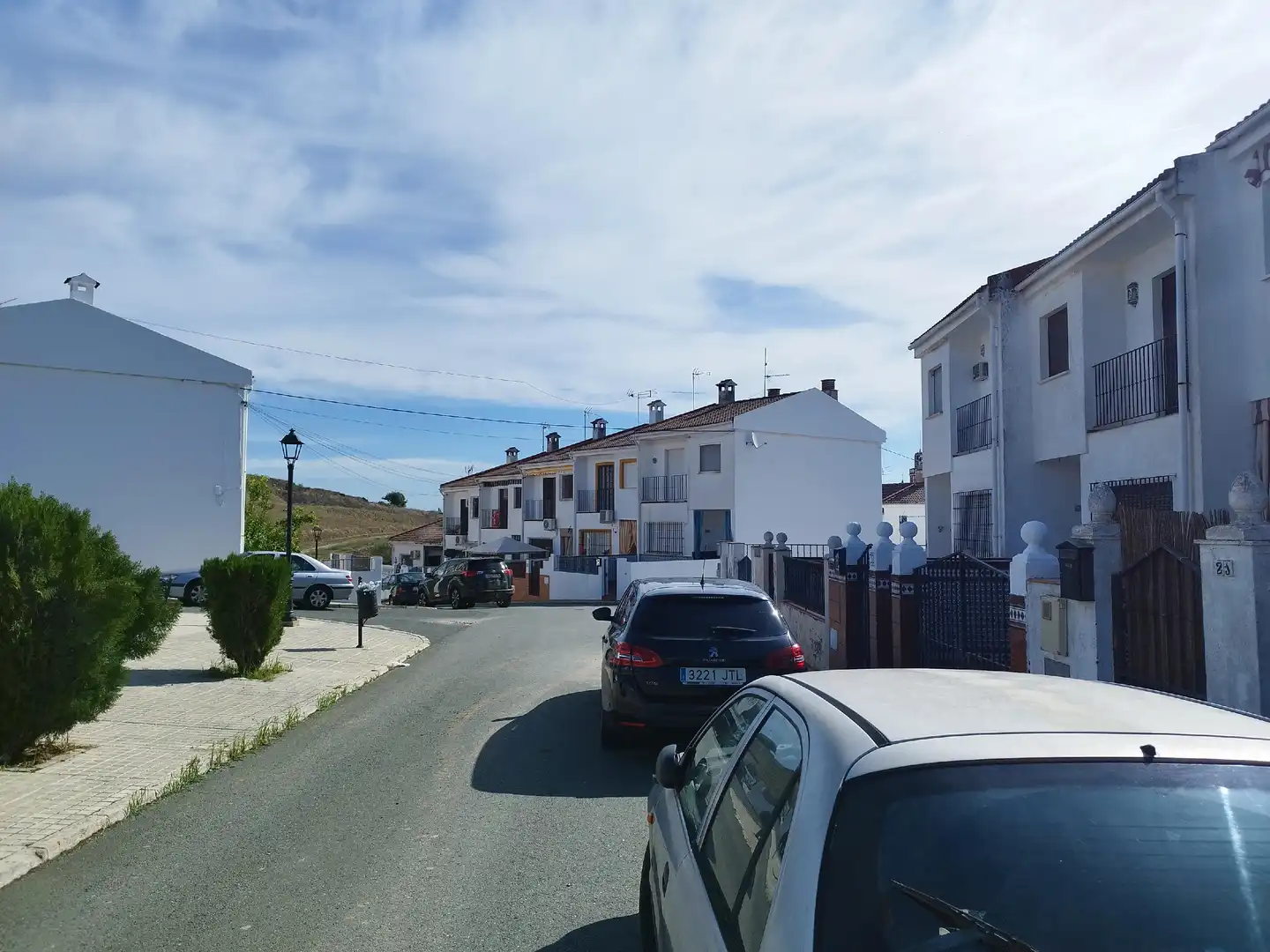 Casa aparellada en venda a Almadén de la Plata, imagen 17