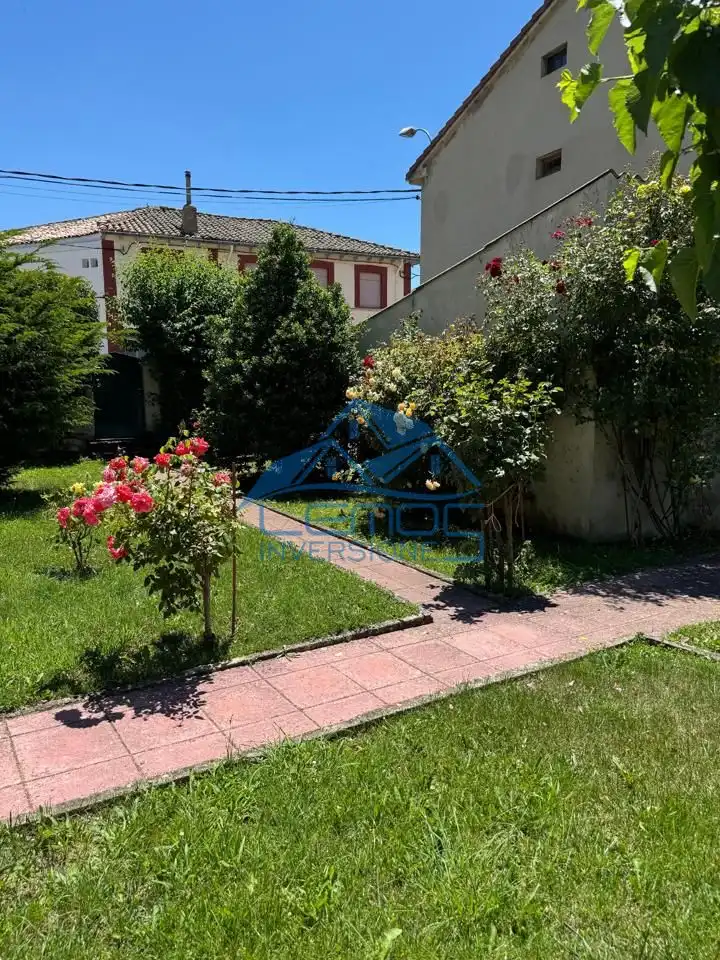 Houses for sale in Santa Teresa De Jesús, Boñar
