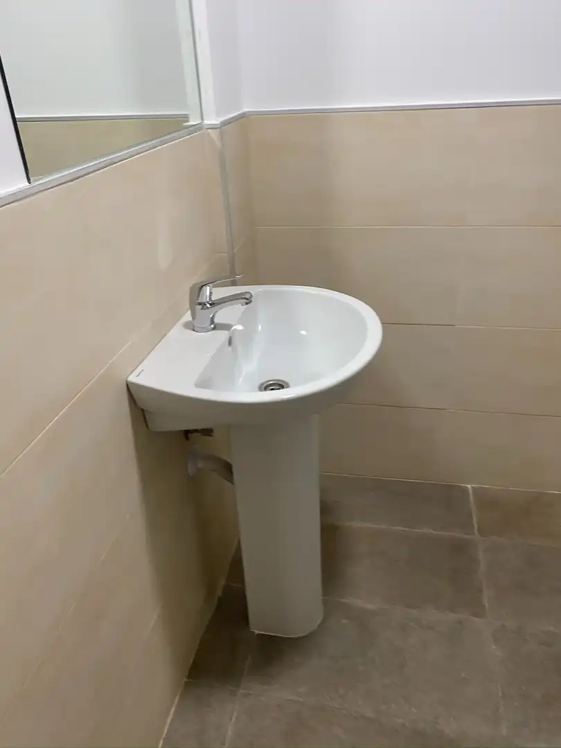 Bureau avec ascenseur à vendre à trinidad grund, imagen 41