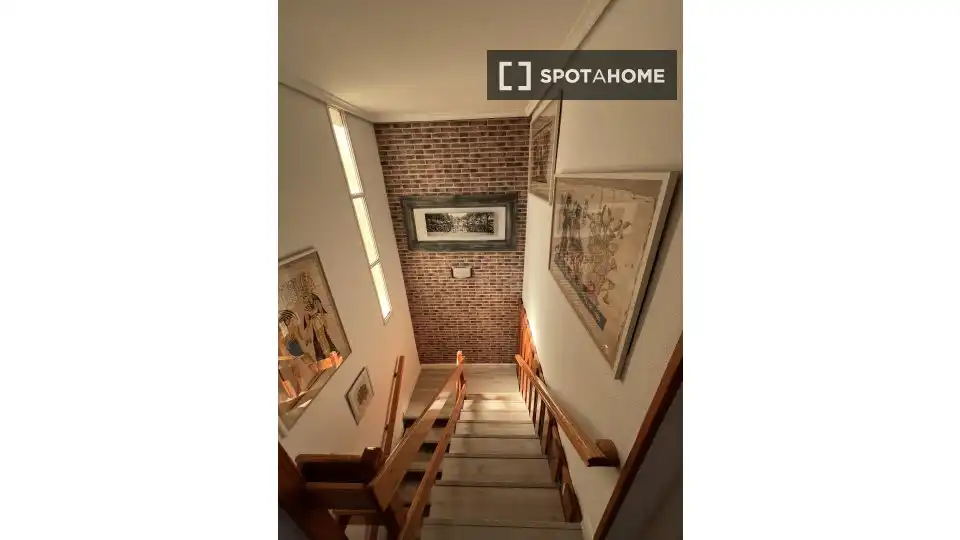 Flat for share in Valencia  with Air Conditioner, Heating and Terrace