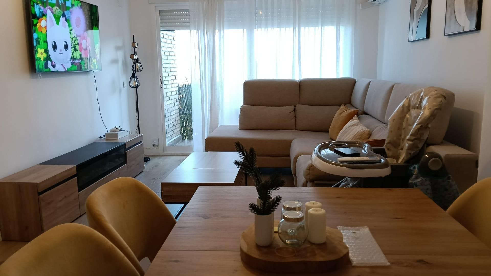Living room of Flat for sale in  Córdoba Capital  with Air Conditioner, Parquet flooring and Terrace