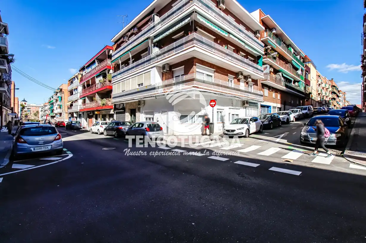 Exterior view of Flat for sale in Madrid  with Air Conditioner, Heating and Furnished