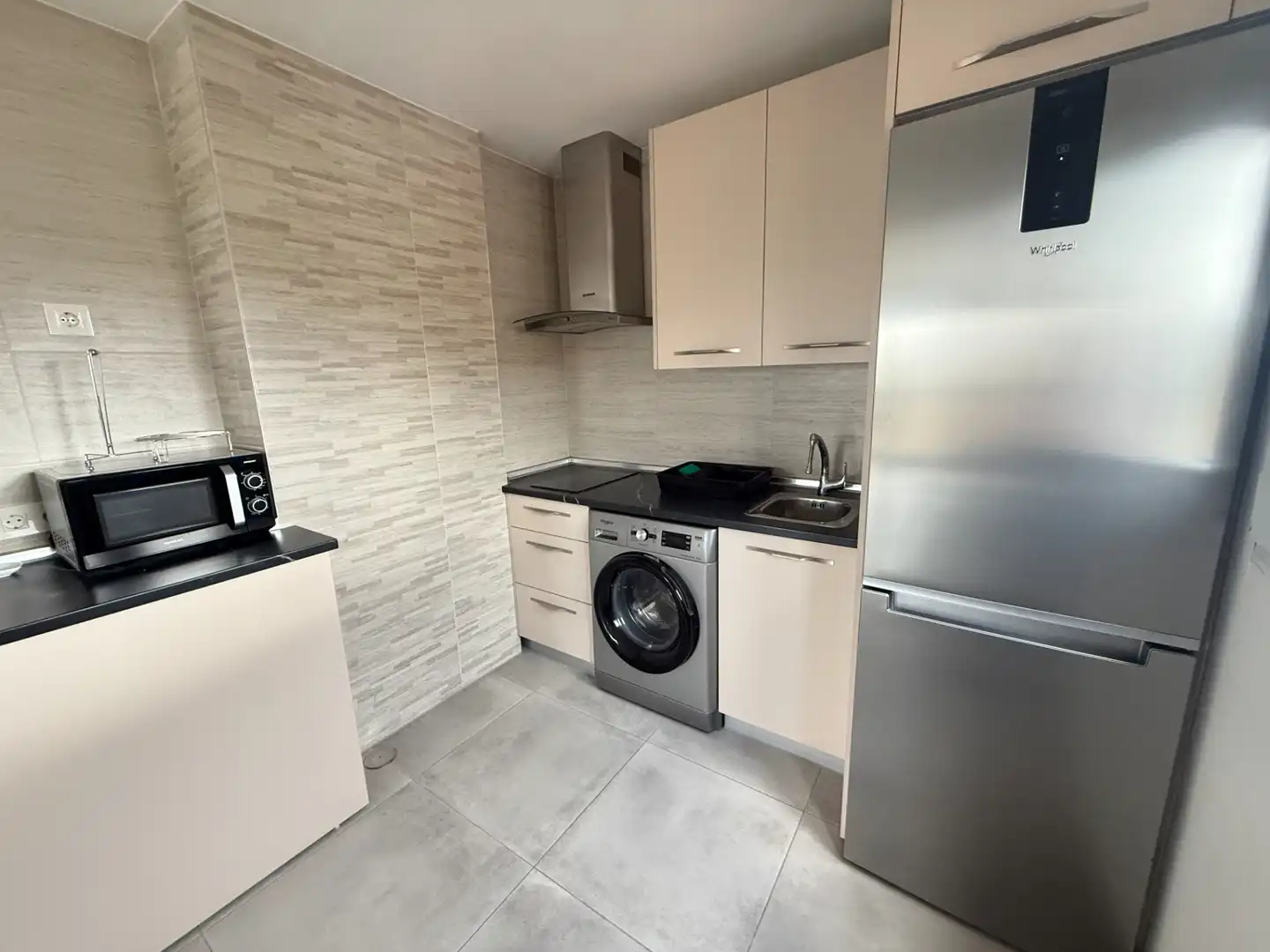Kitchen of Flat for sale in Baltanás  with Air Conditioner, Heating and Parquet flooring