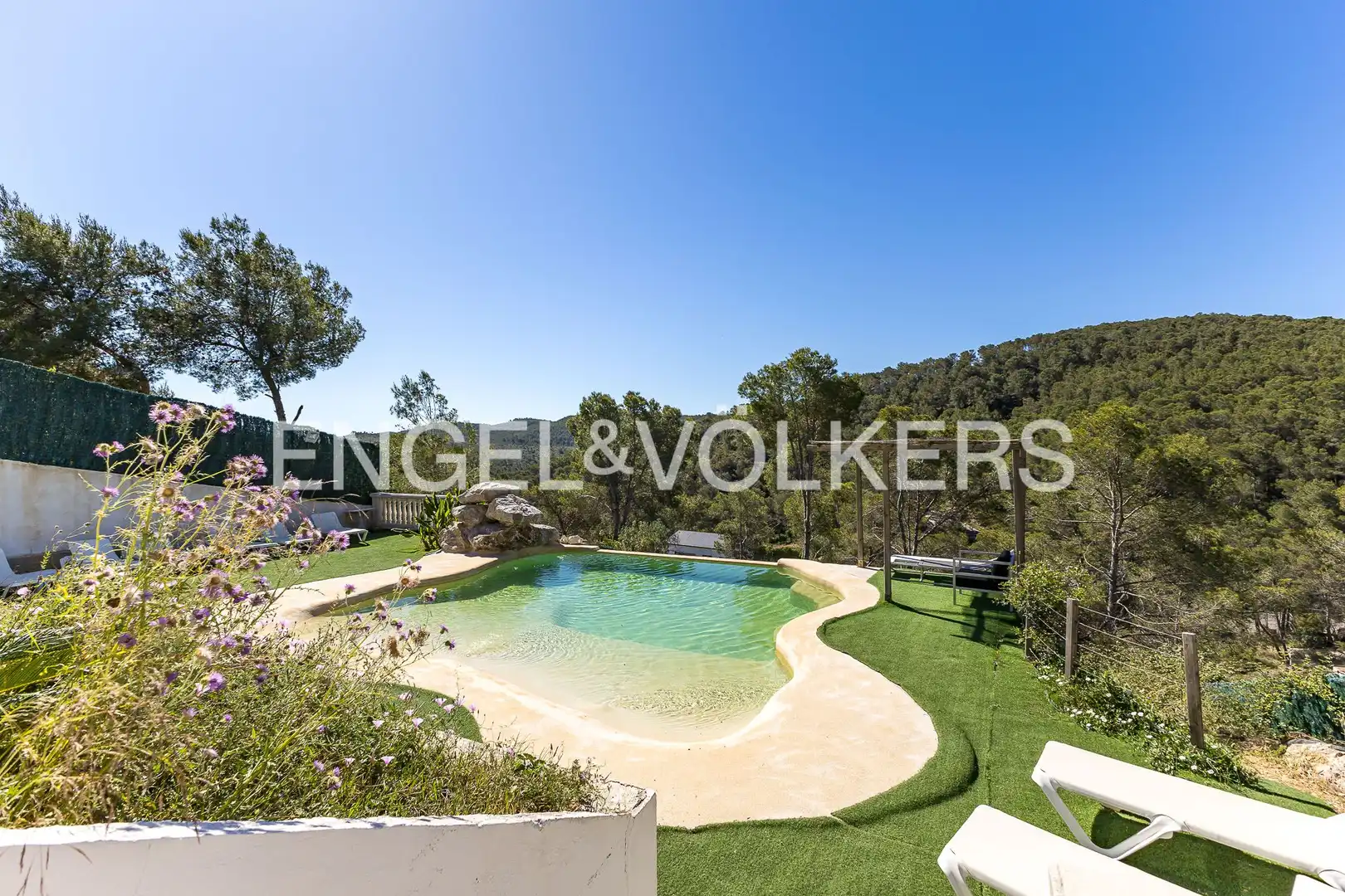 Piscina de Casa o xalet en venda en Sant Pere de Ribes amb Aire condicionat, Calefacció i Jardí privat