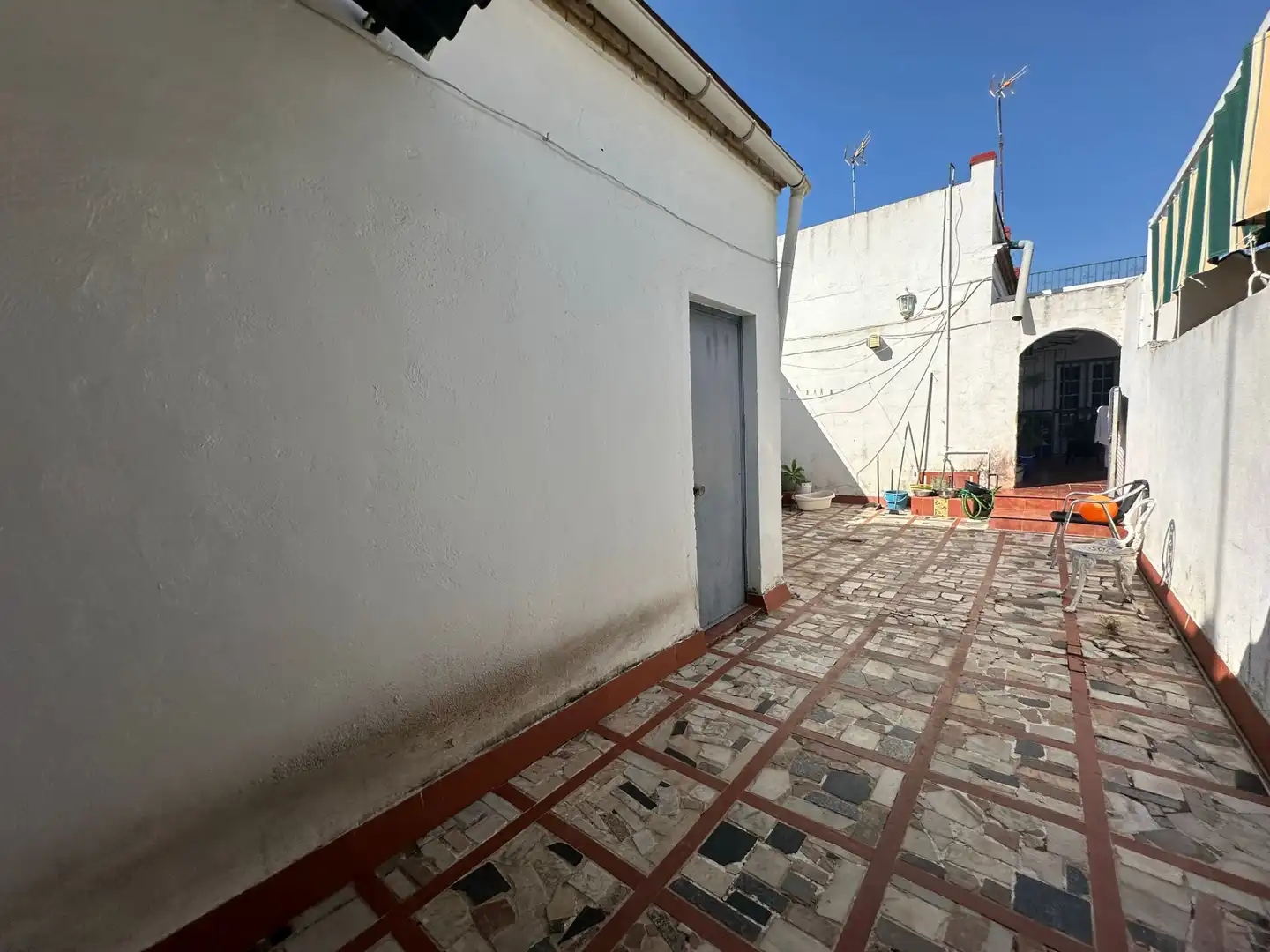 Vista exterior de Casa o chalet en venta en Bormujos con Trastero
