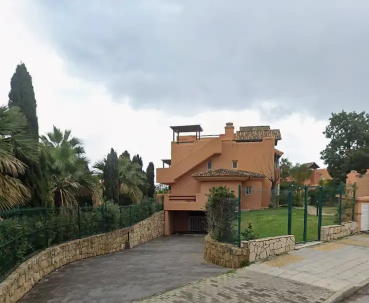 Vista exterior de Piso en venta en Casares Golf - Casares del Sol