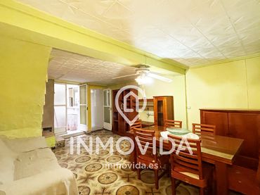 Casa con balcone in vendita a Calle Benlloch