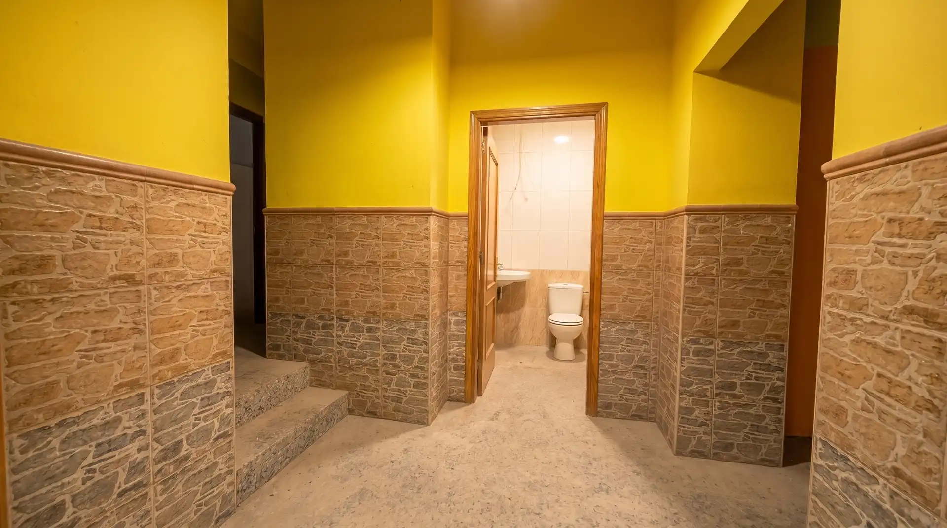 Bathroom of Commercial properties for rent in Las Palmas de Gran Canaria