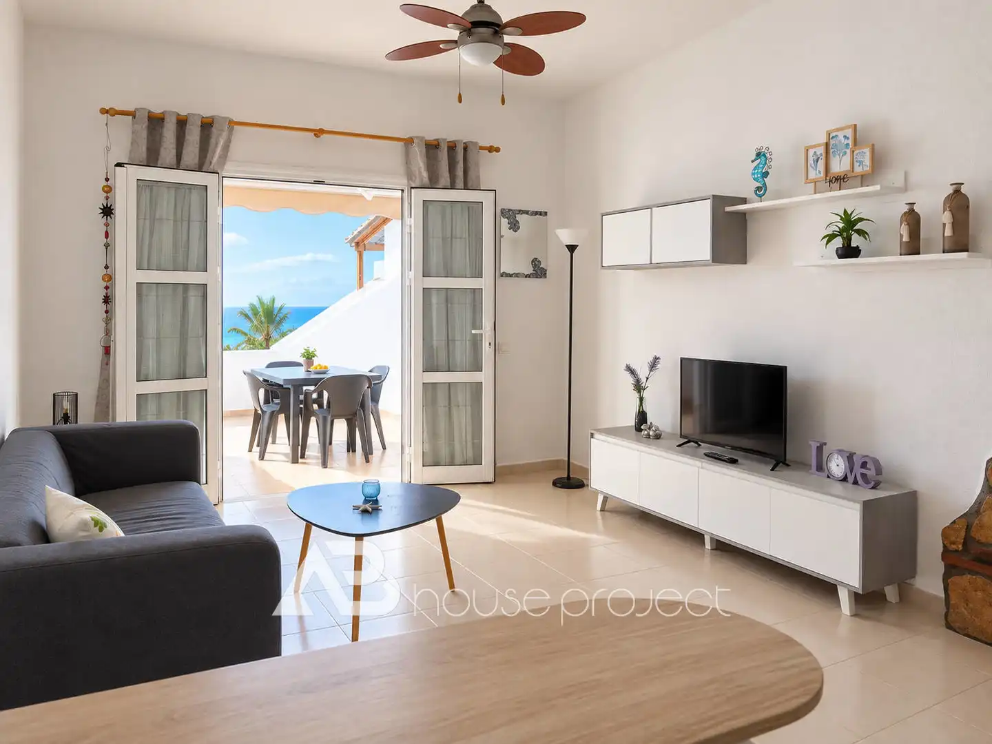 Living room of Flat for rent in Adeje  with Private garden, Terrace and Furnished
