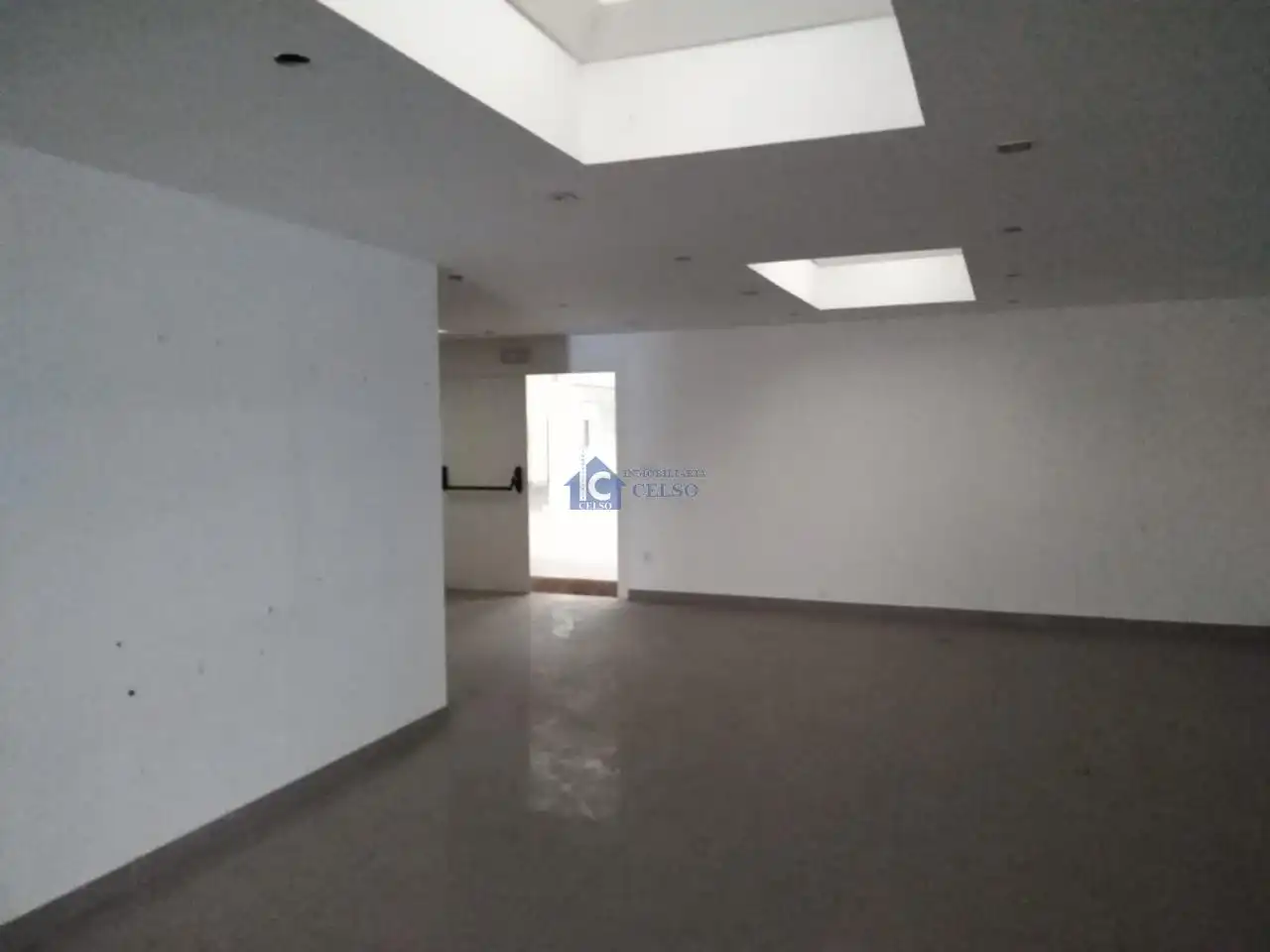 Industrial building for sale in CARRETERA VIGO, imagen 2