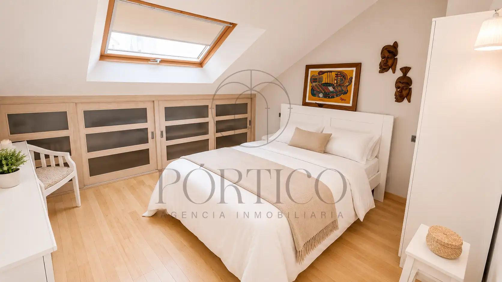 Habitación de Ático de alquiler en A Guarda   con Calefacción, Terraza y Amueblado