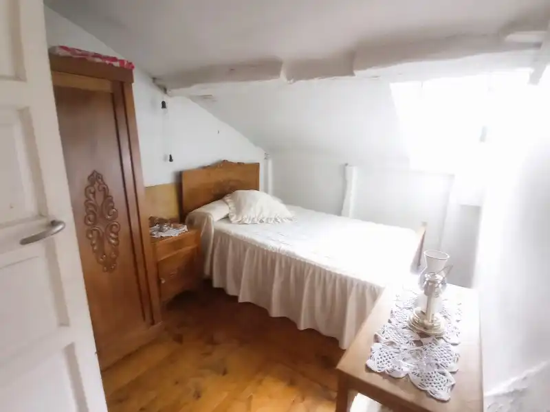 Habitación de Casa o chalet en venta en Pravia con Calefacción, Trastero y Amueblado