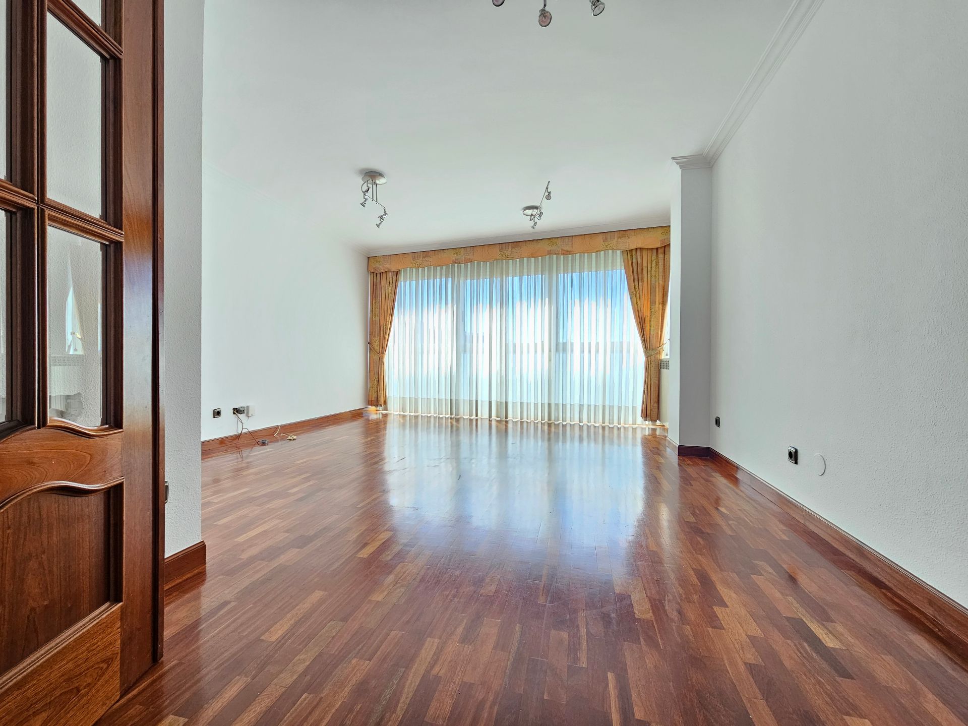 Living room of Flat for sale in Vitoria - Gasteiz  with Heating, Parquet flooring and Storage room