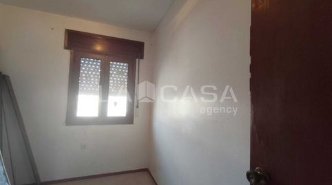 Foto 3 de Casa adosada en venta en Los Barrios, Cádiz