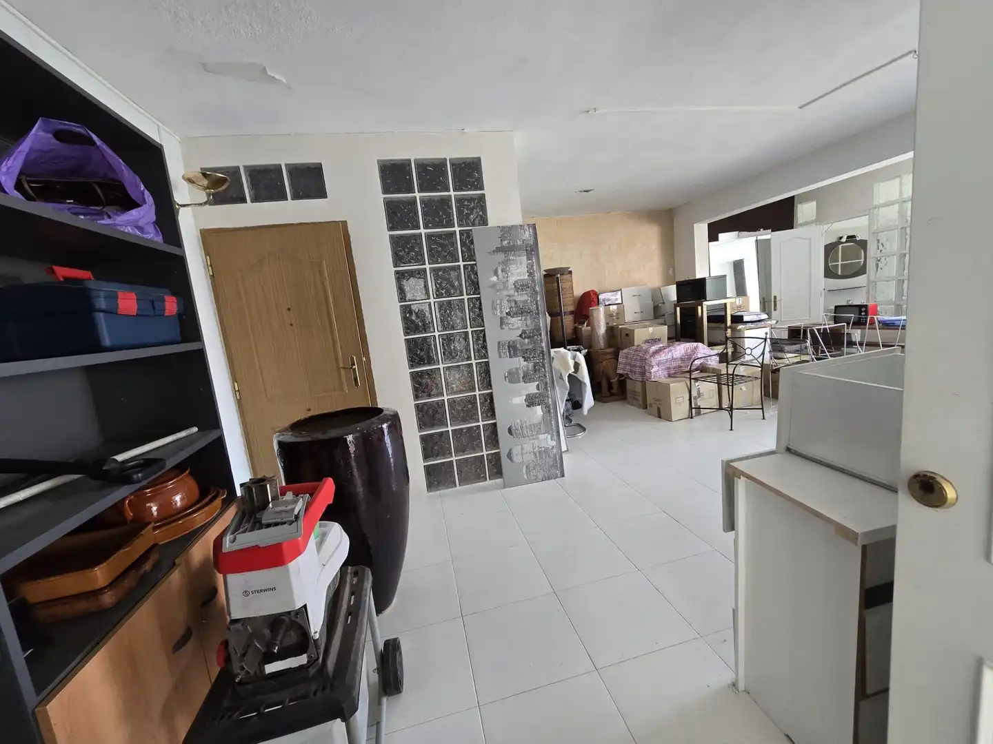 Haus oder Chalet zum Verkauf in Benidorm mit Privatgarten, Terrasse und Abstellraum