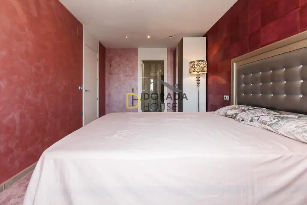 Bedroom of Houses for sale in Cambrils  with Air Conditioner, Private garden and Terrace