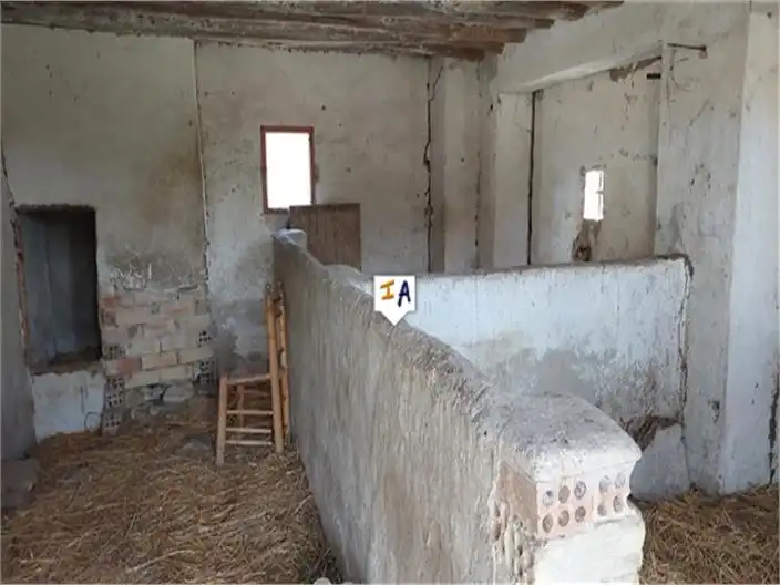 Country homes for sale in Algarinejo