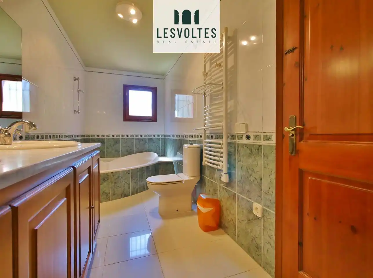 Bathroom of Detached homes for sale in Palafrugell  with Private garden, Parquet flooring and Terrace