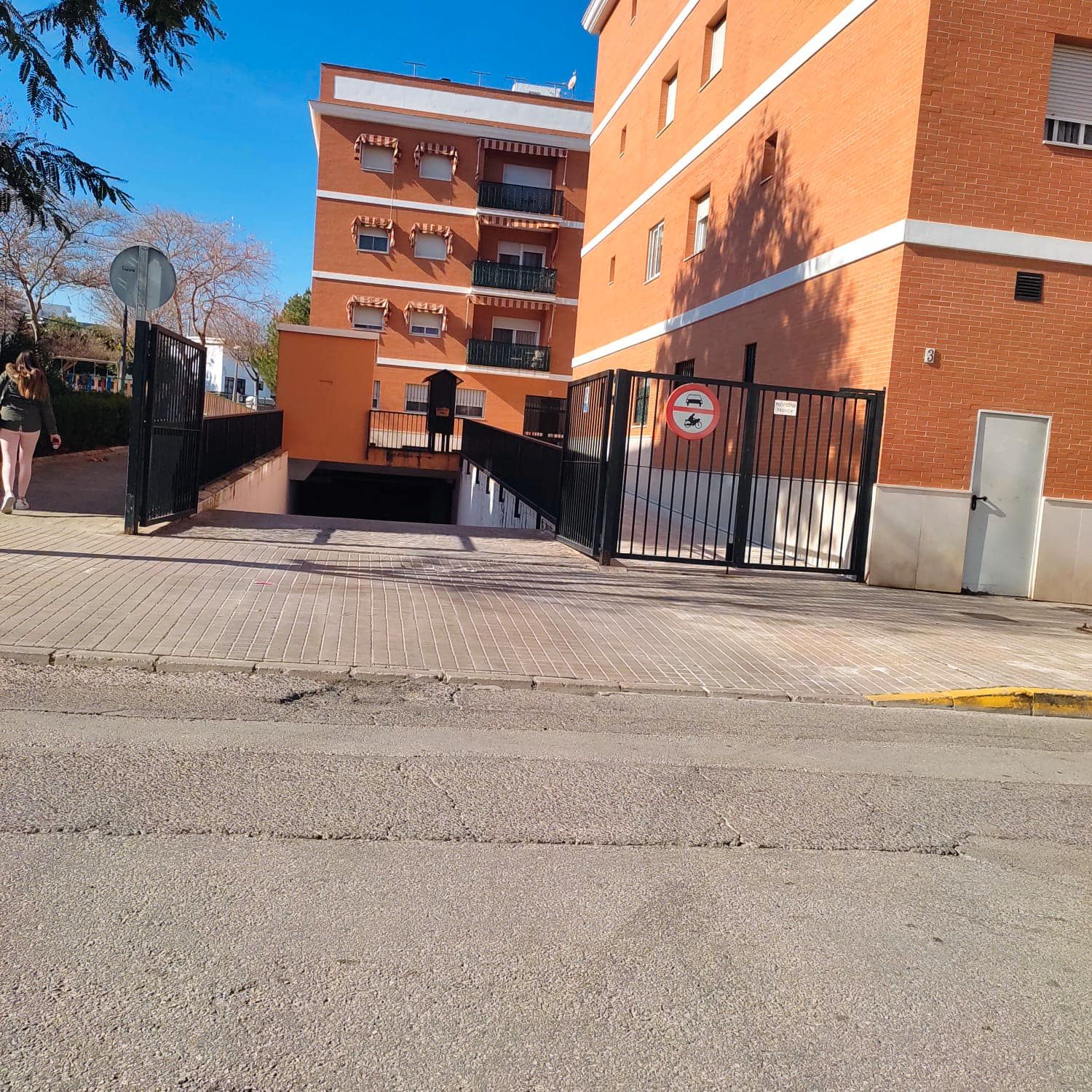 Garage for sale in N/A, -1, Écija