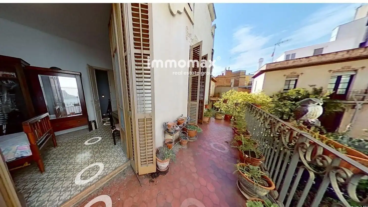 Exterior view of Houses for sale in Sant Feliu de Llobregat  with Air Conditioner, Terrace and Storage room