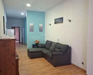 Sala d'estar de Pis de lloguer en La Línea de la Concepción amb Aire condicionat