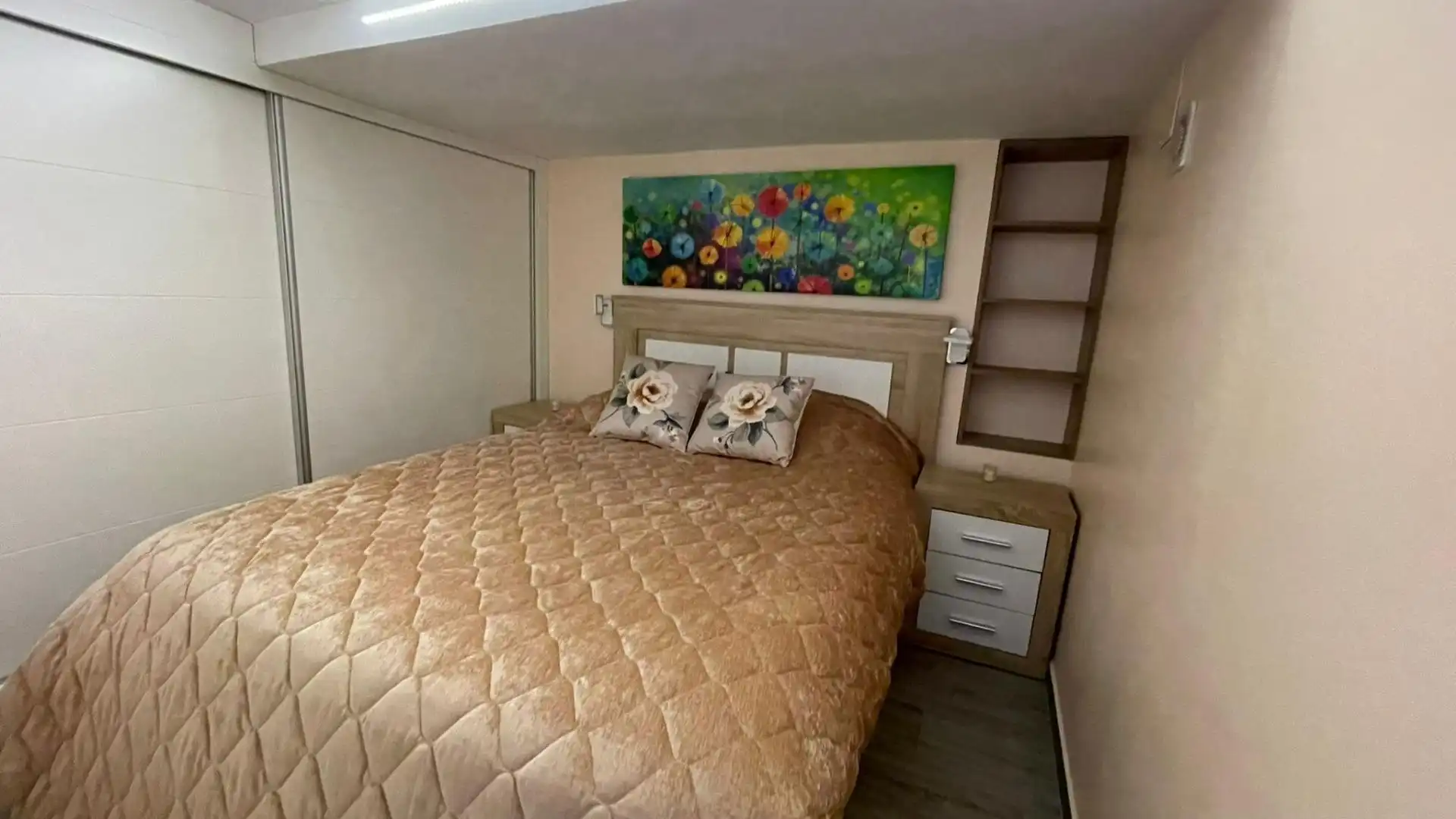 Habitación de Apartamento en venta en Calpe / Calp con Aire acondicionado, Calefacción y Jardín privado