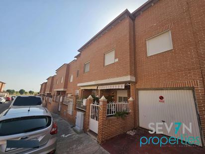 Casa adosada en venda a Badajoz, 100, Chozas de Canales