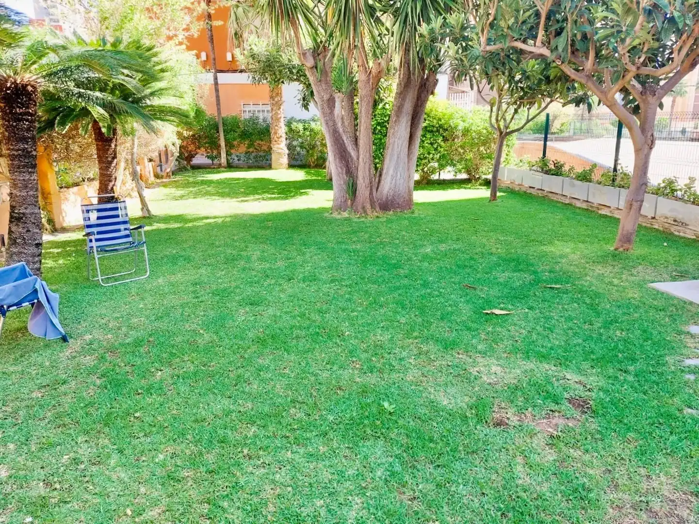 Jardín de Apartamento en venta en Benidorm con Aire acondicionado, Terraza y Piscina comunitaria
