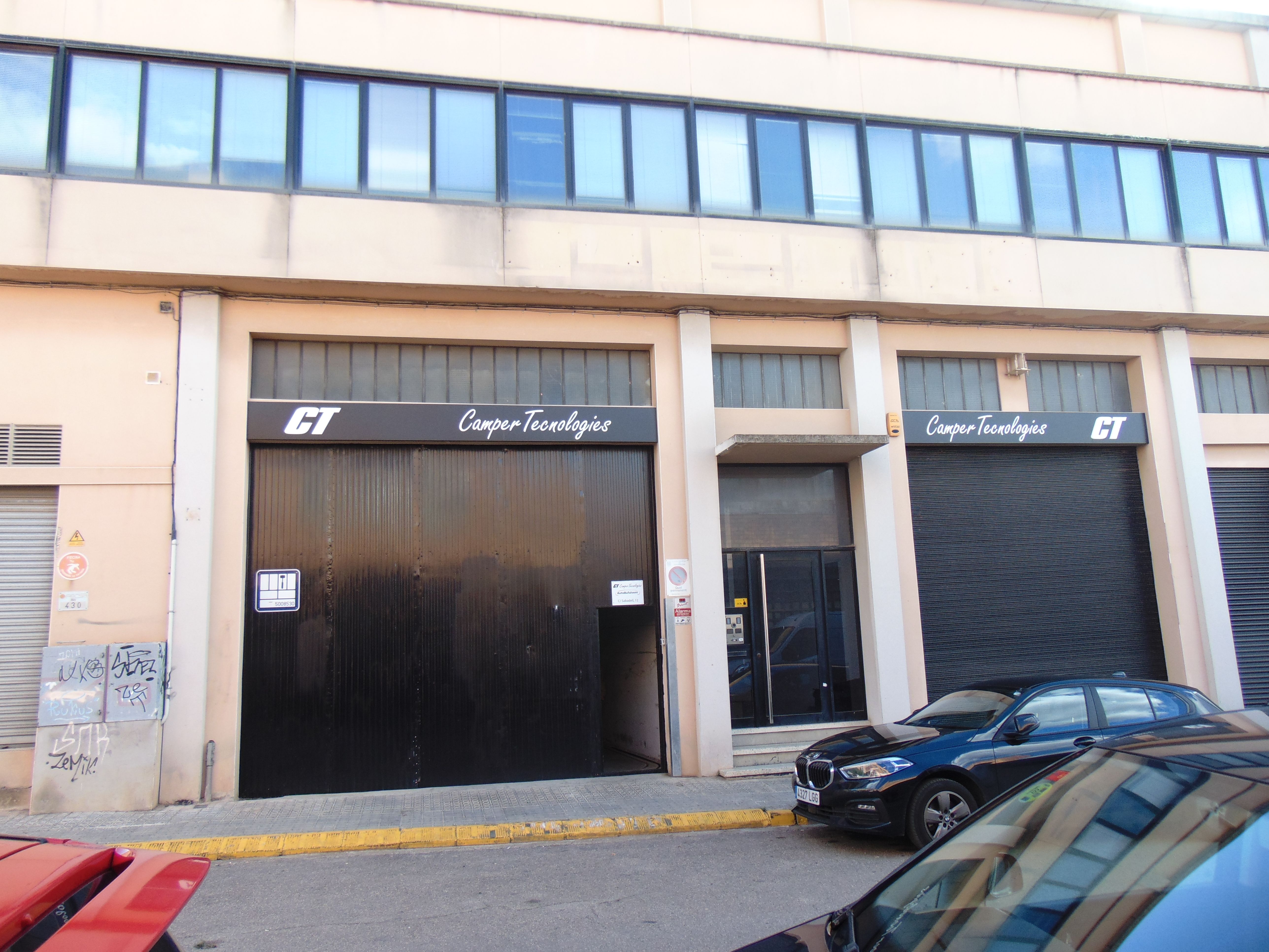 Exterior view of Industrial buildings to rent in Manresa
