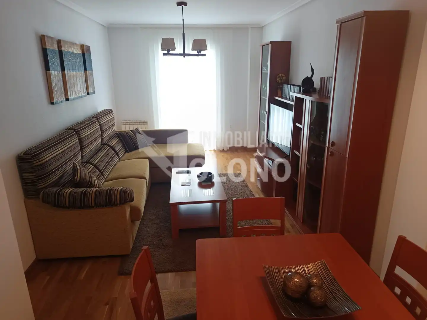 Sala d'estar de Apartament en venda en Castañares de Rioja amb Calefacció, Moblat i Forn