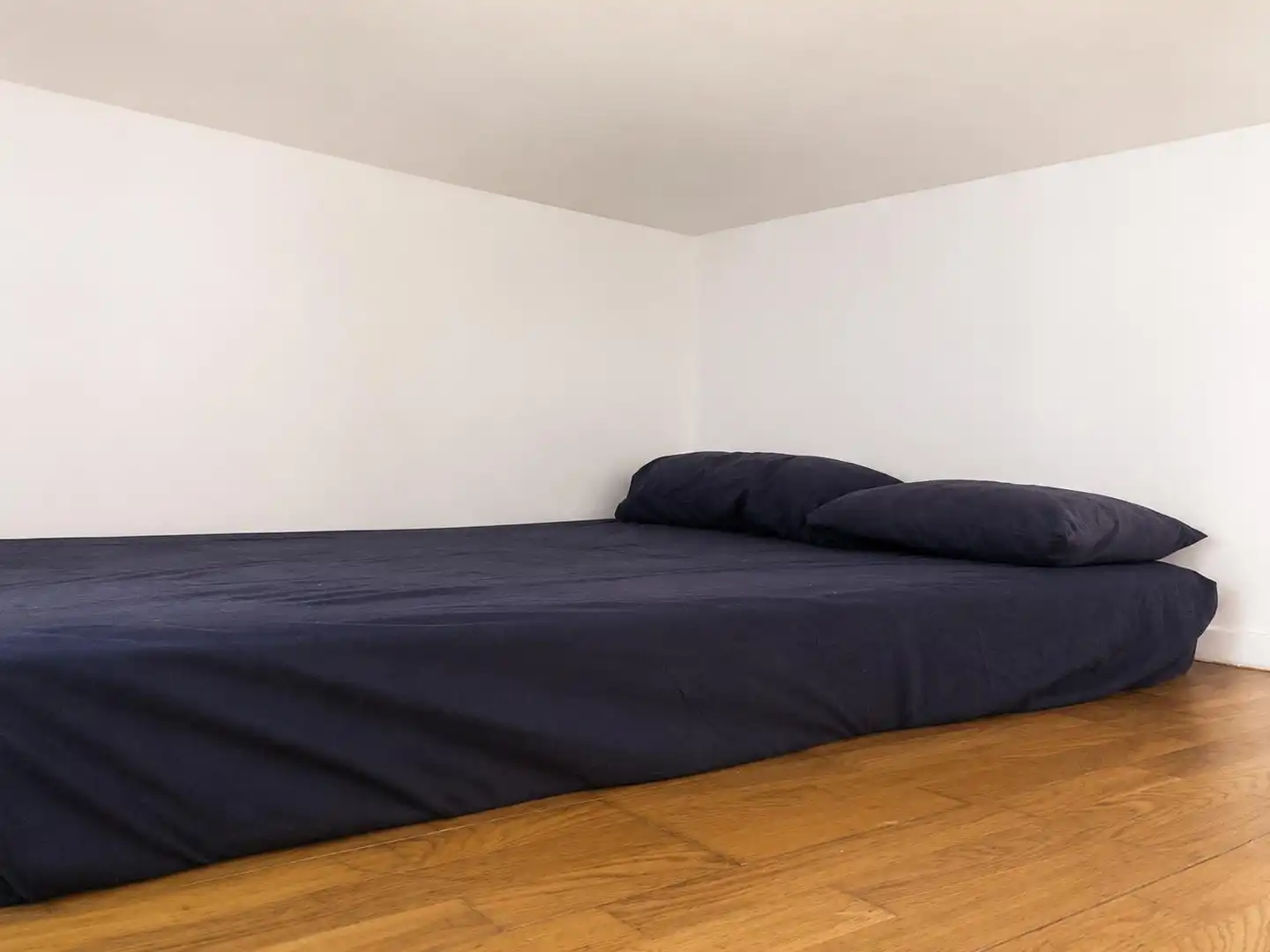 Habitación de Piso en venta en Madrid con Amueblado, Lavadora y Microondas