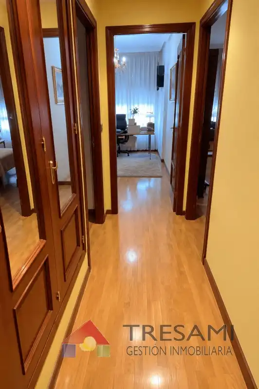 Piso con ascensor en venta en Doce de Octubre 18, imagen 3