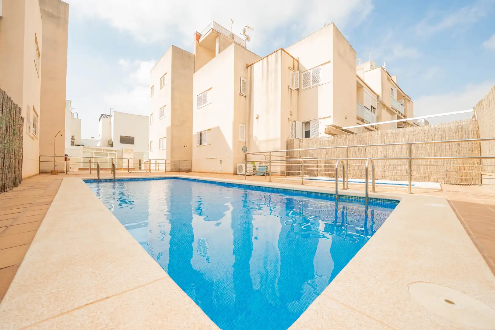 Penthouse mit Pool zum Verkauf in Santiago de la Ribera