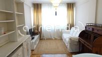 Living room of Flat to rent in Camargo  with Heating